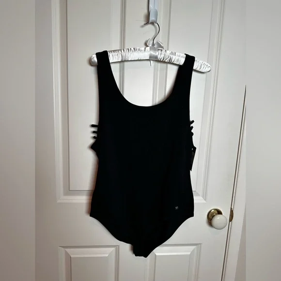 Joe's Jeans Black Sleeveless Bodysuit - Picture 1 of 6